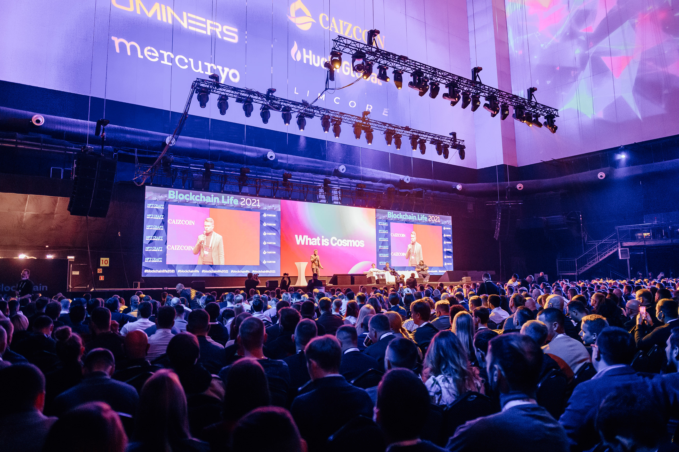 Design for the forum on blockchain and cryptocurrencies — Изображение №3 — Брендинг, Графика на Dprofile