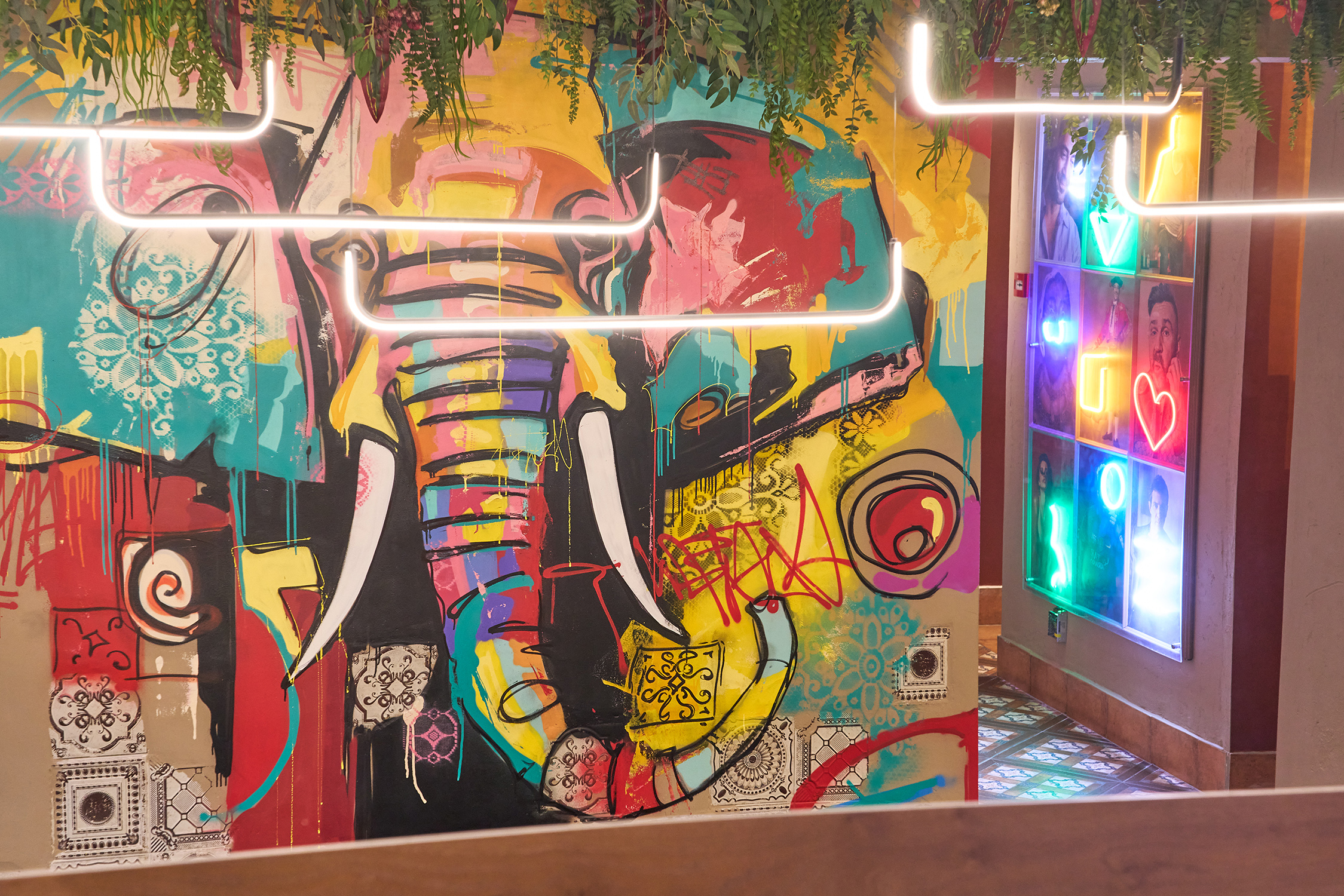 Редизайн БарСлона в Санкт-Петербурге — Изображение №6 — Брендинг, Иллюстрация на Dprofile