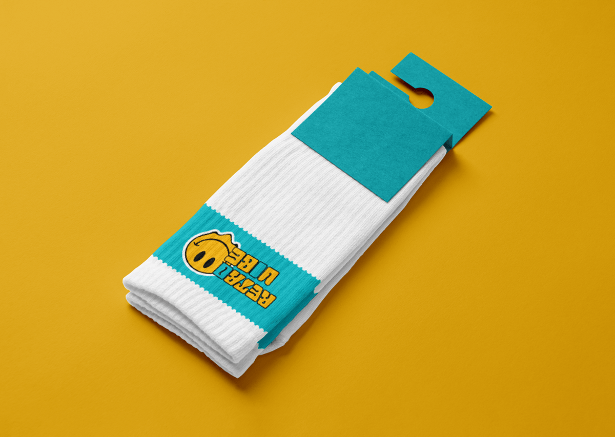 Identity for "RETRO VIBE" bar — Изображение №5 — Брендинг на Dprofile