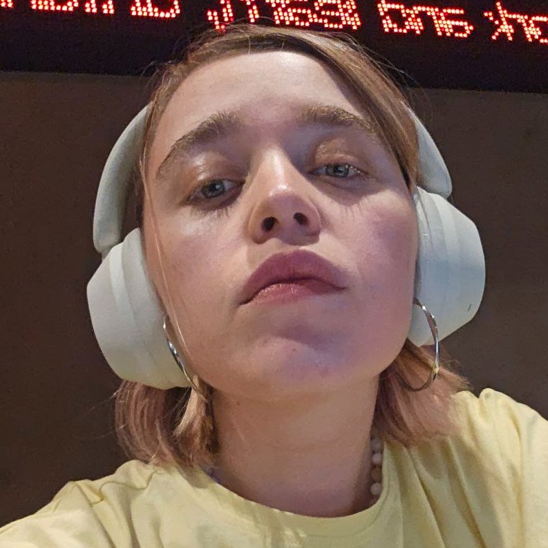 Аватар пользователя Неонила Усманова