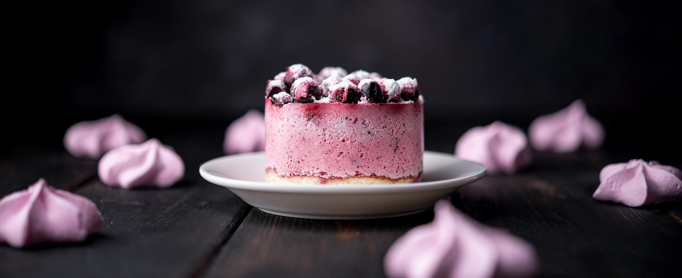 Логотип и дизайн упаковки для тортов бренда Just Dessert — Изображение №3 — Брендинг, Иллюстрация на Dprofile