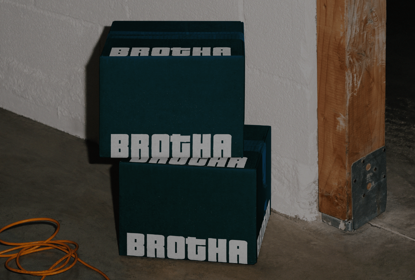 BRAND IDENTITY FOR BROTHA POP-UP STORE — Изображение №18 — Брендинг на Dprofile