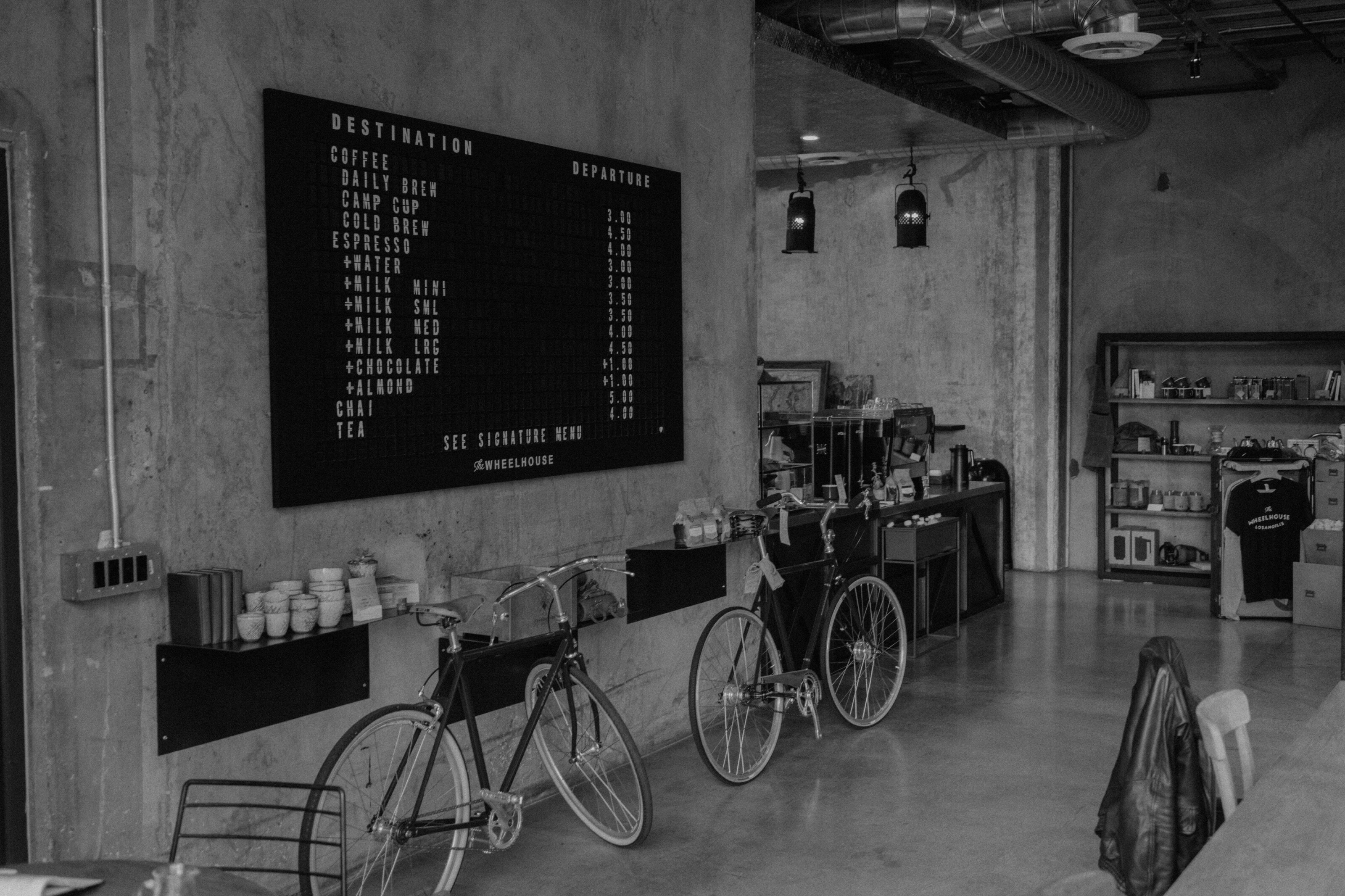 MONDAY coffee brand identity — Изображение №5 — Брендинг, Графика на Dprofile