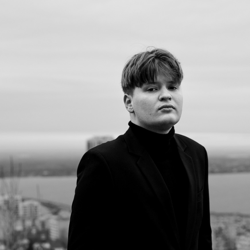 Аватар пользователя Кирилл Молнит