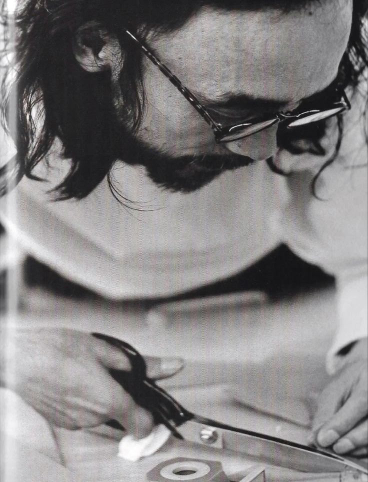 Yohji Yamamoto евробуклет — Изображение №8 — Графика на Dprofile