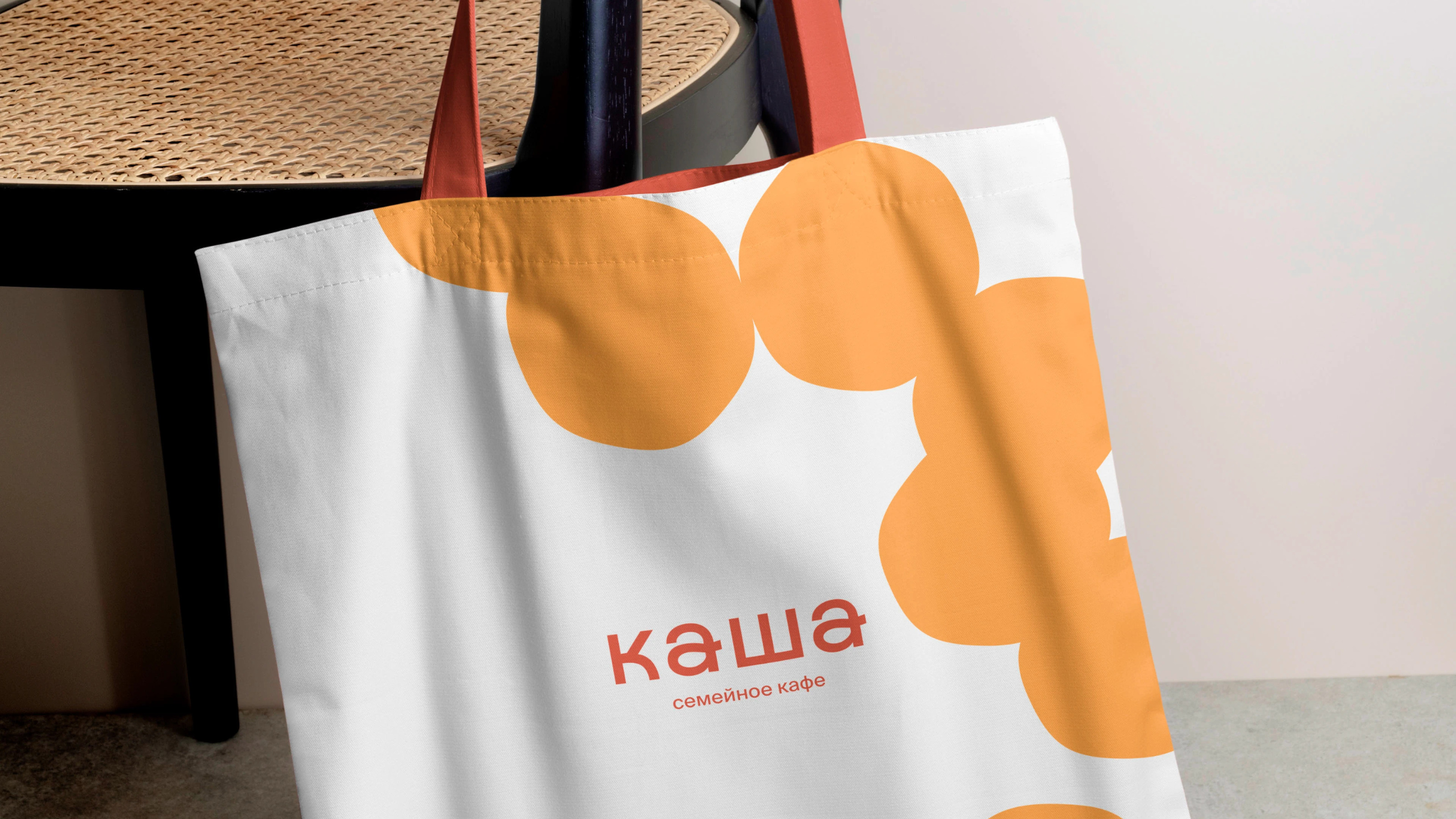 Семейное кафе «КАША» на зимнем курорте — Изображение №4 — Брендинг на Dprofile