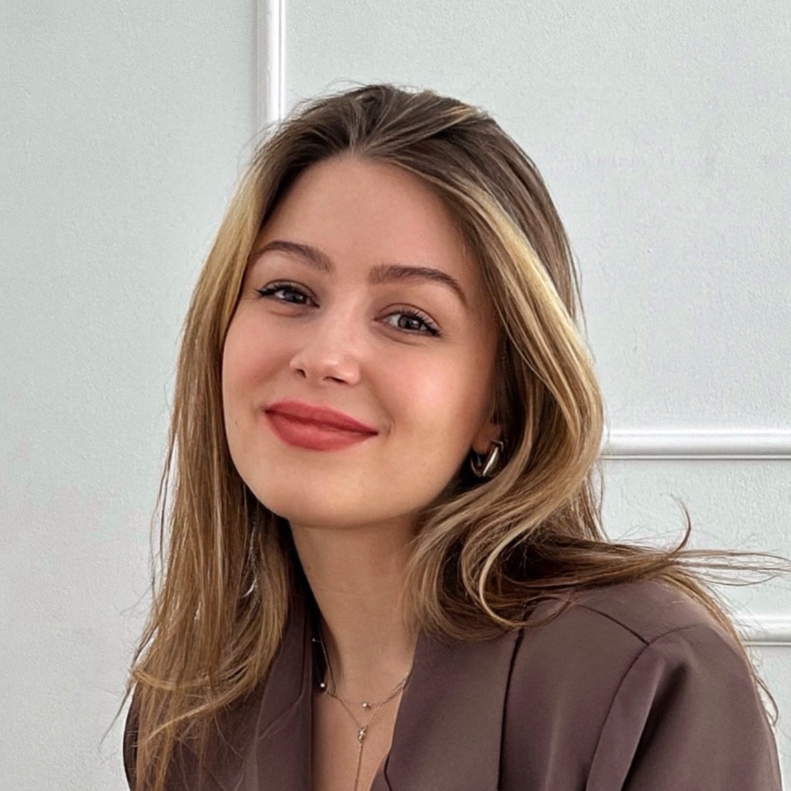 Аватар пользователя Карина Халимендик