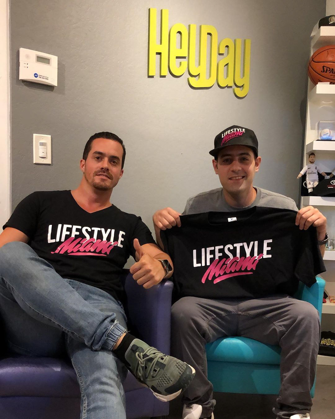 Lifestyle Miami - lettering logo — Изображение №25 — Брендинг, Графика на Dprofile