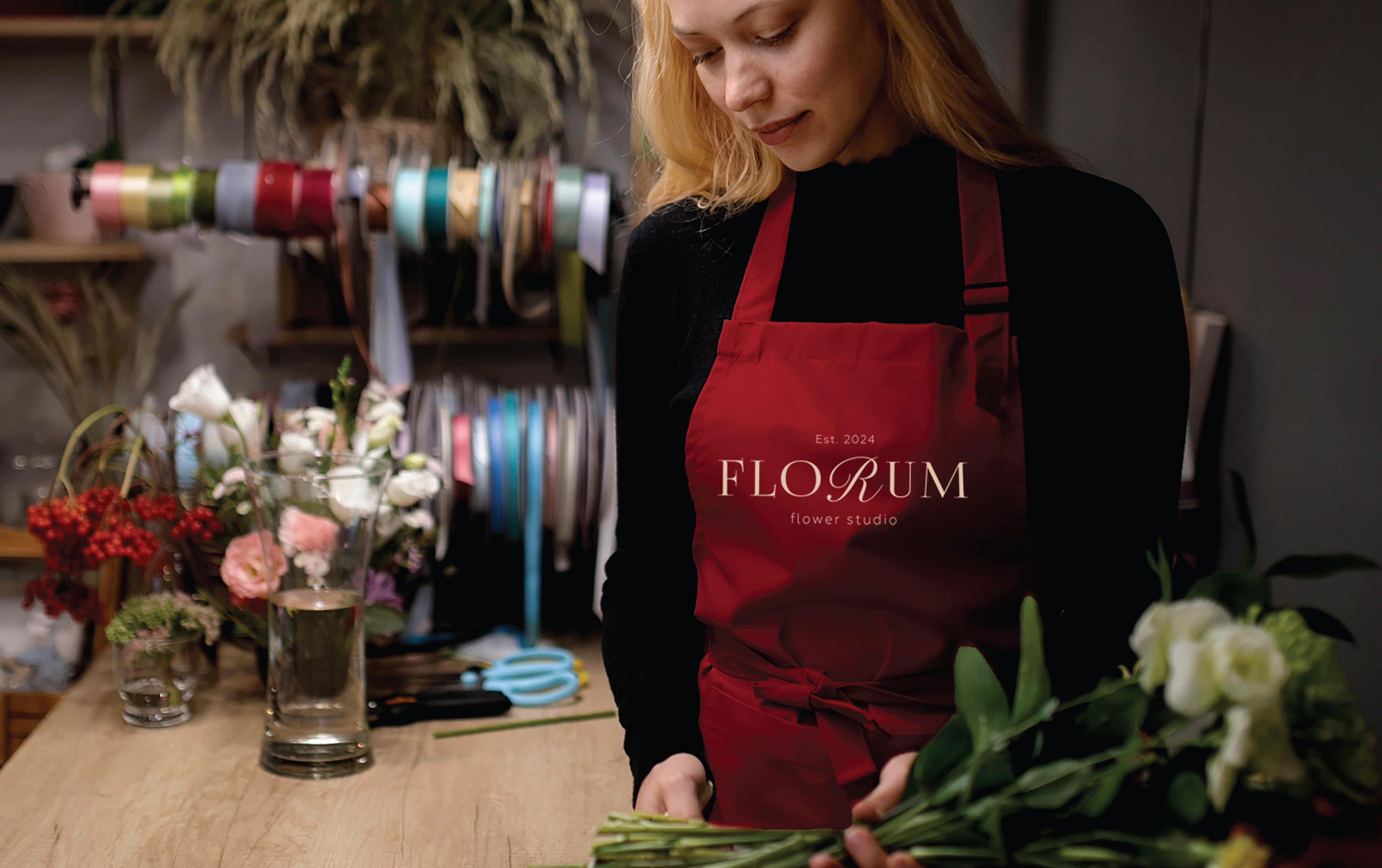 Flower studio branding / Брендинг цветочного салона — Изображение №3 — Брендинг на Dprofile