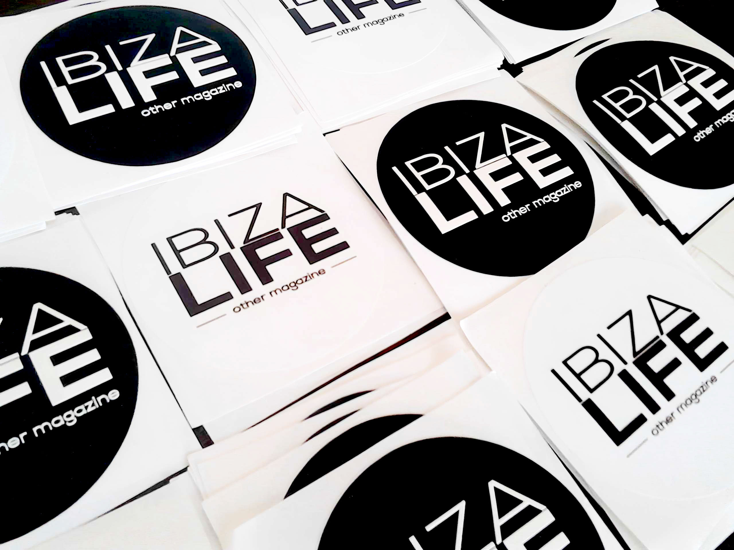 Журнал Ibiza Life — Изображение №59 — Графика на Dprofile