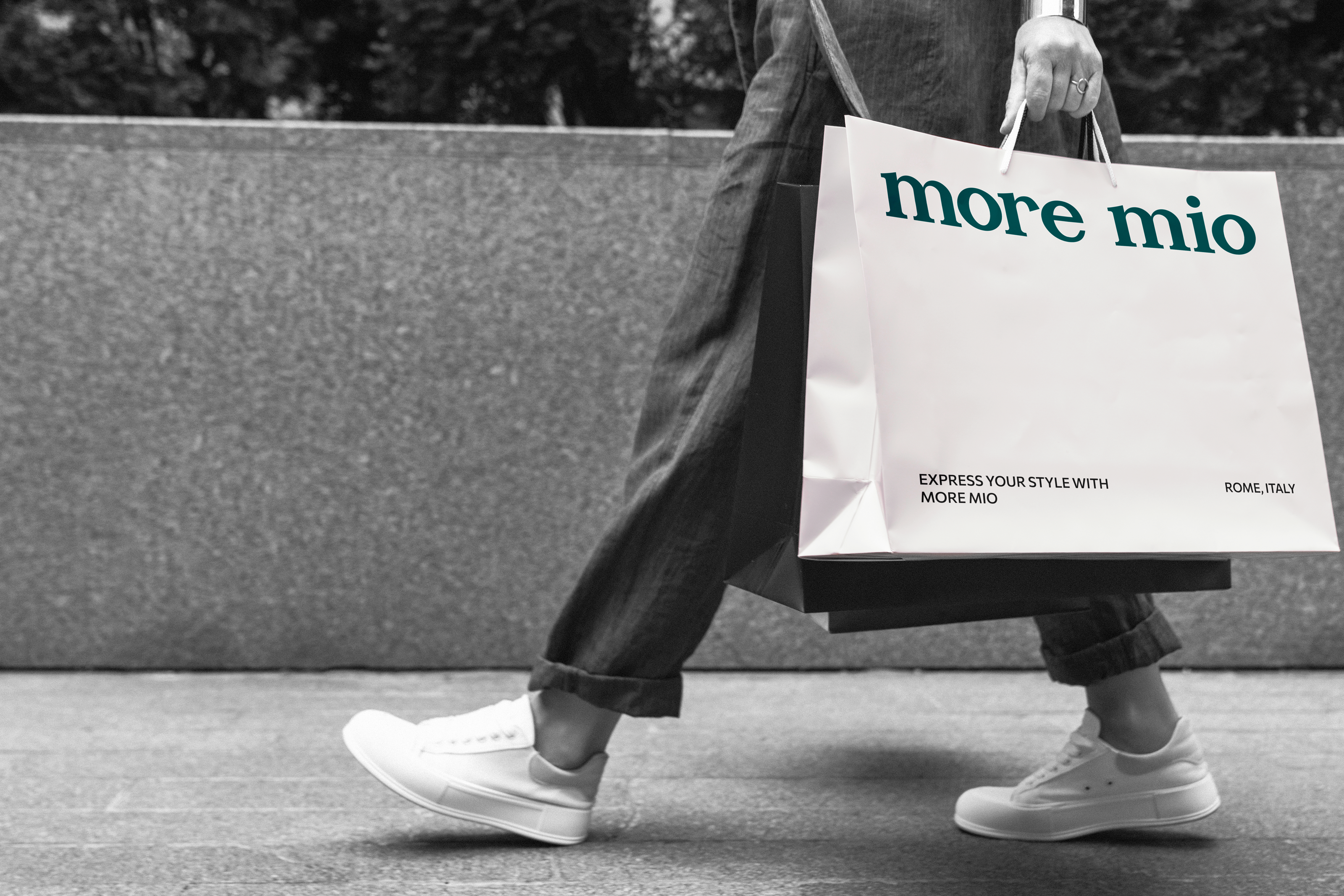 More Mio | Visual Identity for clothing brand — Изображение №10 — Брендинг на Dprofile