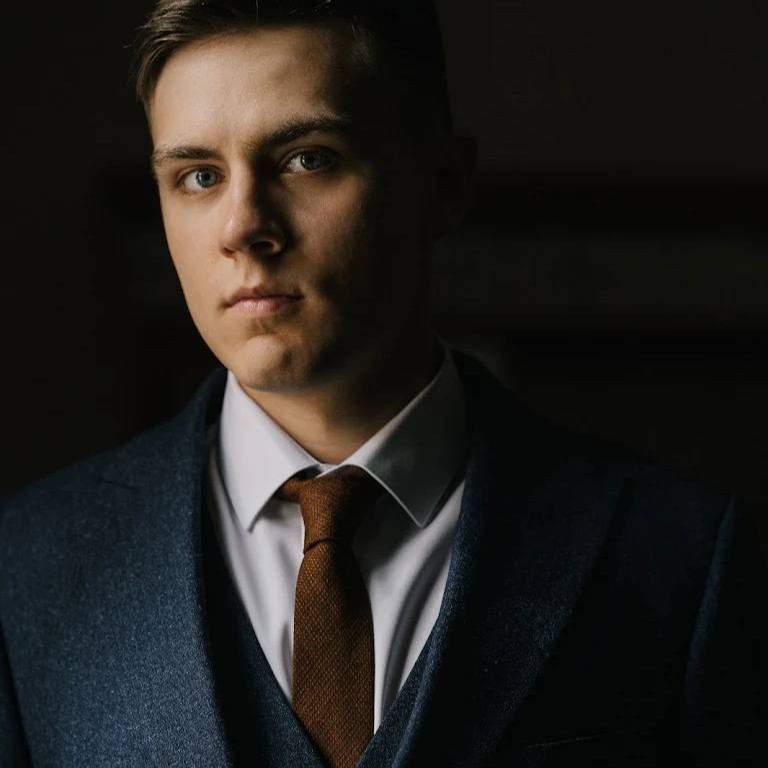 Аватар пользователя Андрей Тарнакин