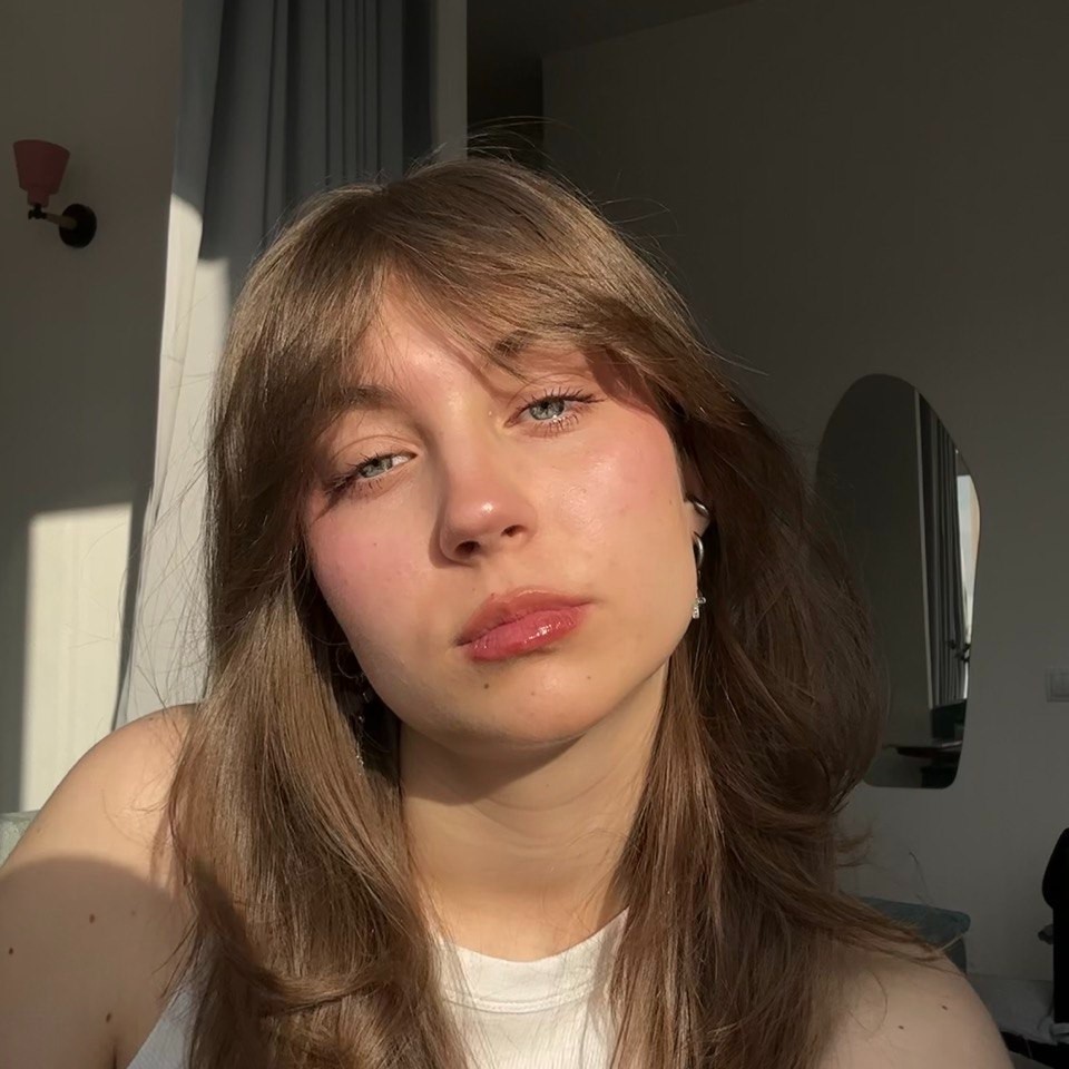 Аватар пользователя Вероника Апкаликова