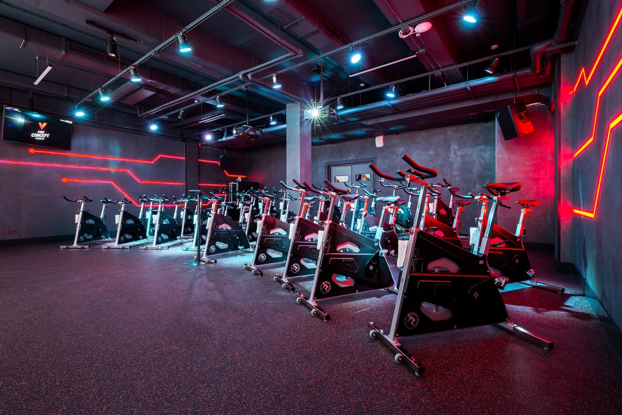 Разработка айдентики FIVE CONCEPT FITNESS — Изображение №15 — Брендинг на Dprofile