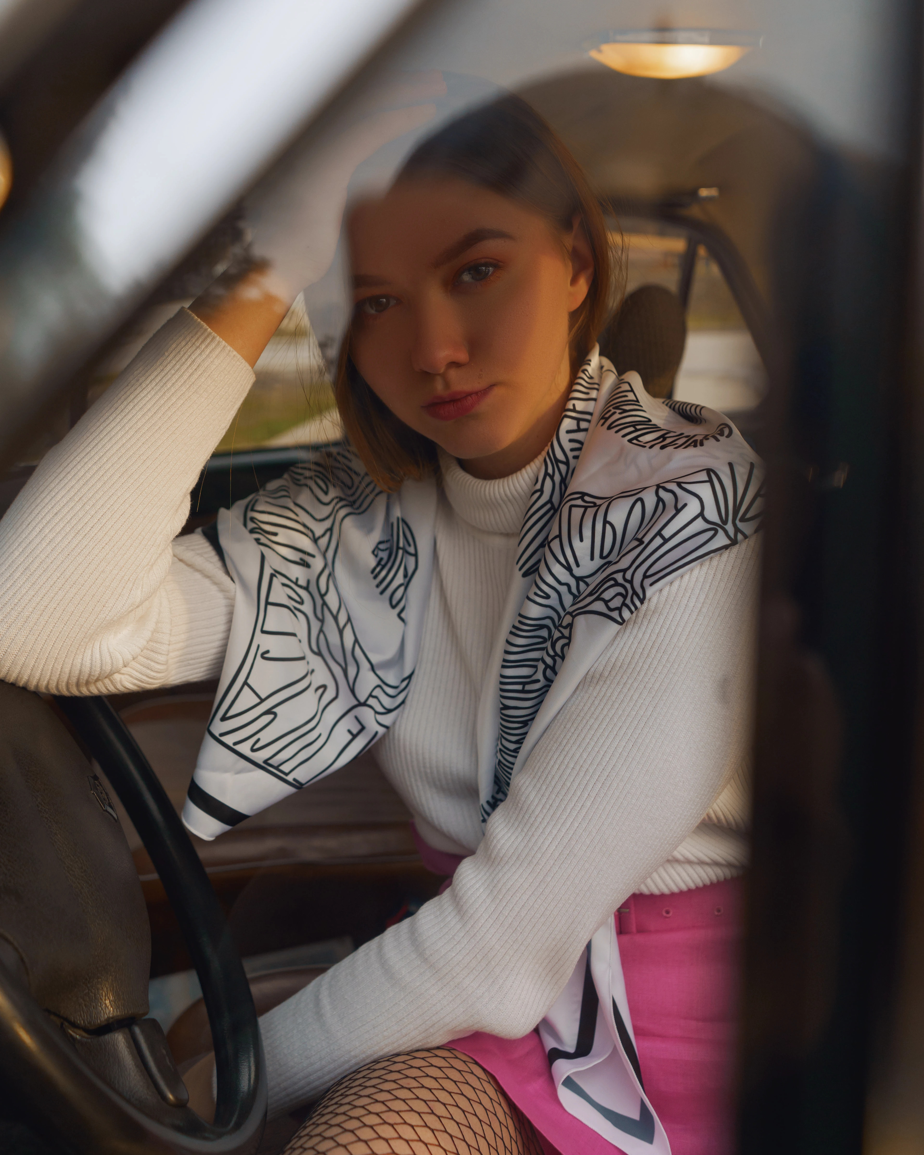 Silk scarf by Wolf — Изображение №8 — Брендинг на Dprofile