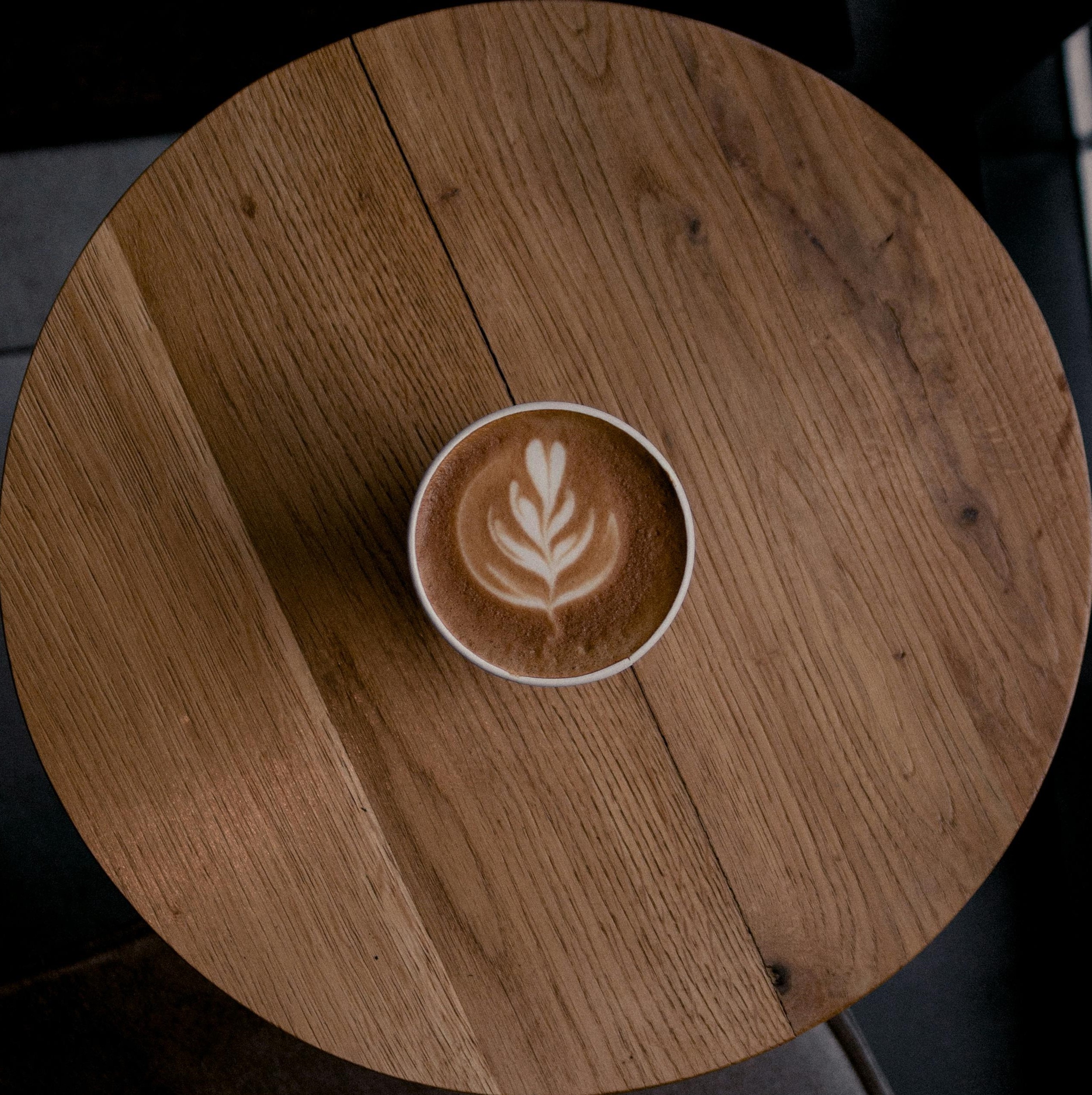 Deja Brew | Кофейня | Брендинг — Изображение №3 — Брендинг, Графика на Dprofile