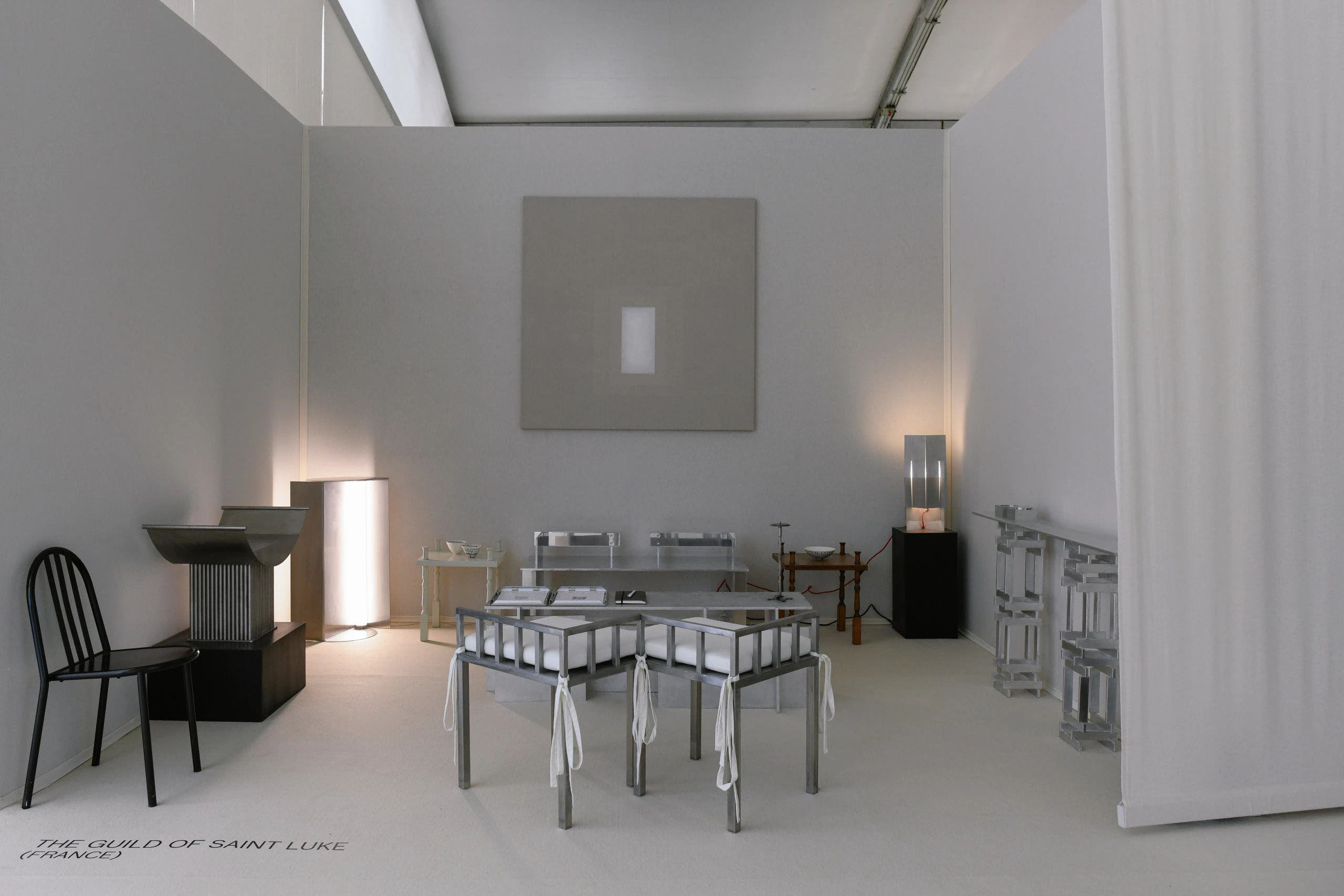 Дизайн каталога для выставки Matter&Shape — Изображение №1 — Брендинг, Графика на Dprofile