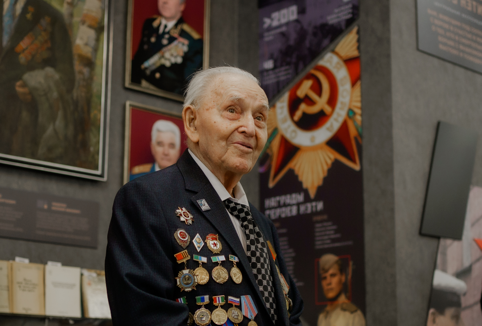 Музей Совета ветеранов НЭТИ — Изображение №16 — Брендинг на Dprofile