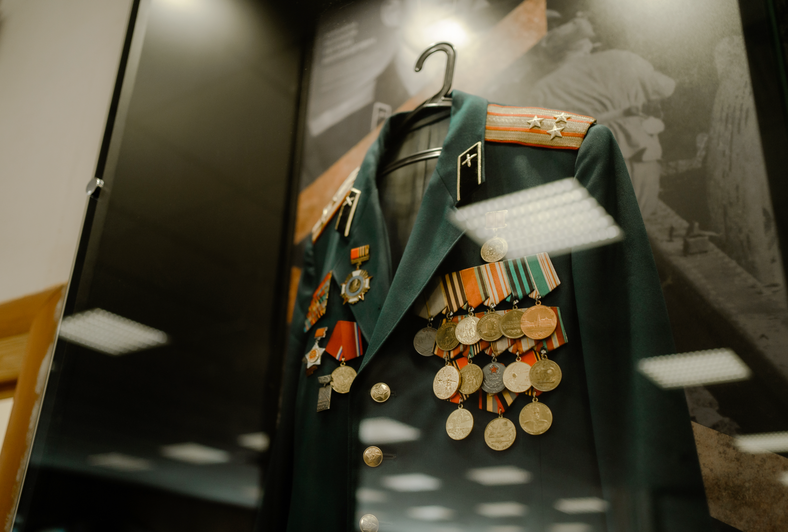 Музей Совета ветеранов НЭТИ — Изображение №10 — Брендинг на Dprofile