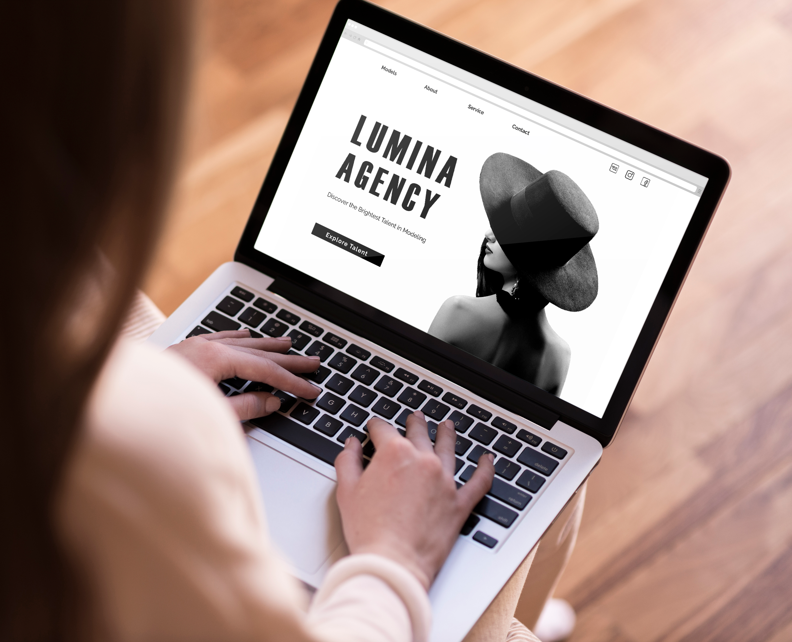 Лендинг для модельного агентства: минимализм — Интерфейсы на Dprofile