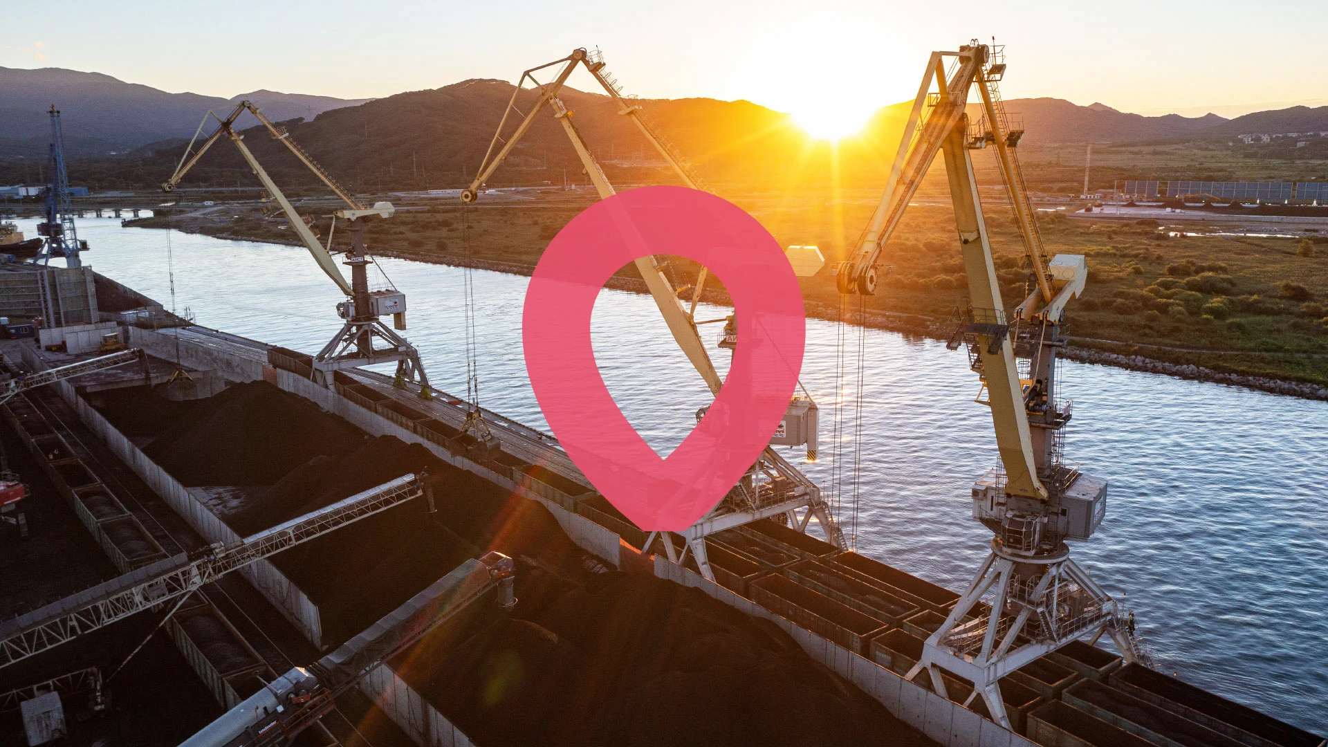 Большое в малом. Айдентика для Малого порта — Изображение №2 — Брендинг, Иллюстрация на Dprofile