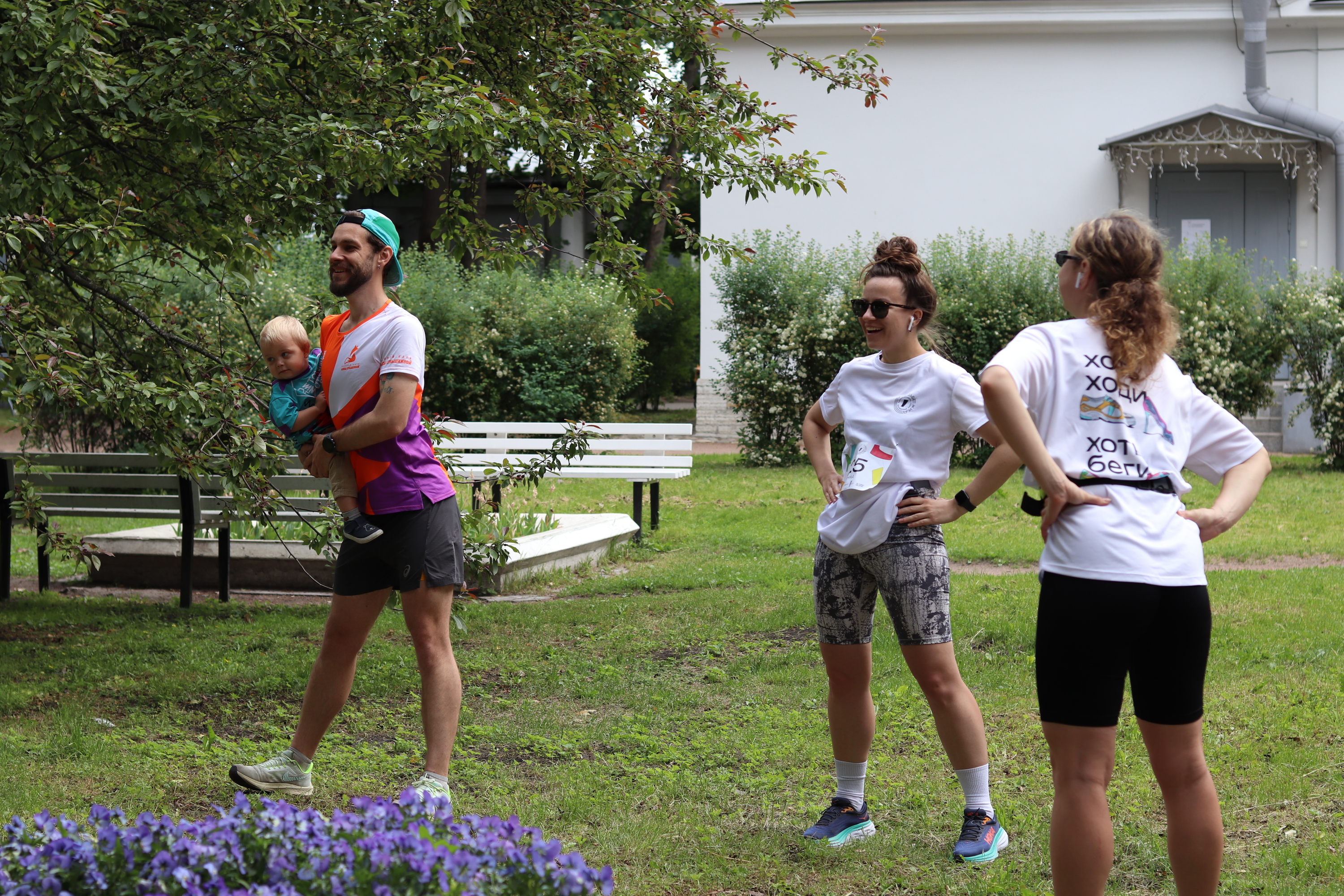 Фирменный стиль забега для креативных сил «Ходьбежка» — Изображение №8 — Брендинг, Иллюстрация на Dprofile