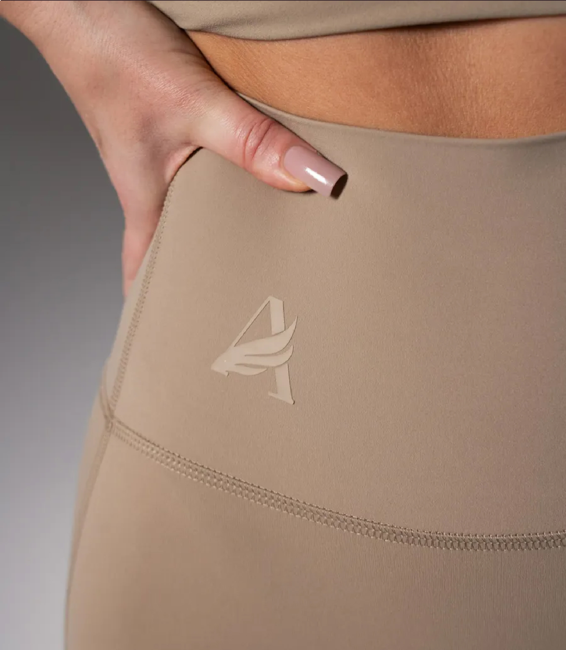 ARPIA - BRAND WOMEN'S SPORTWEAR — Изображение №15 — Брендинг на Dprofile