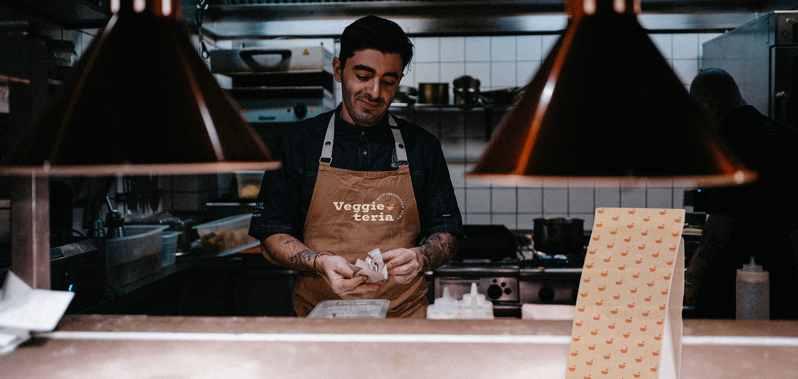 Vegetarian cafe brand identity — Изображение №3 — Брендинг, Графика на Dprofile