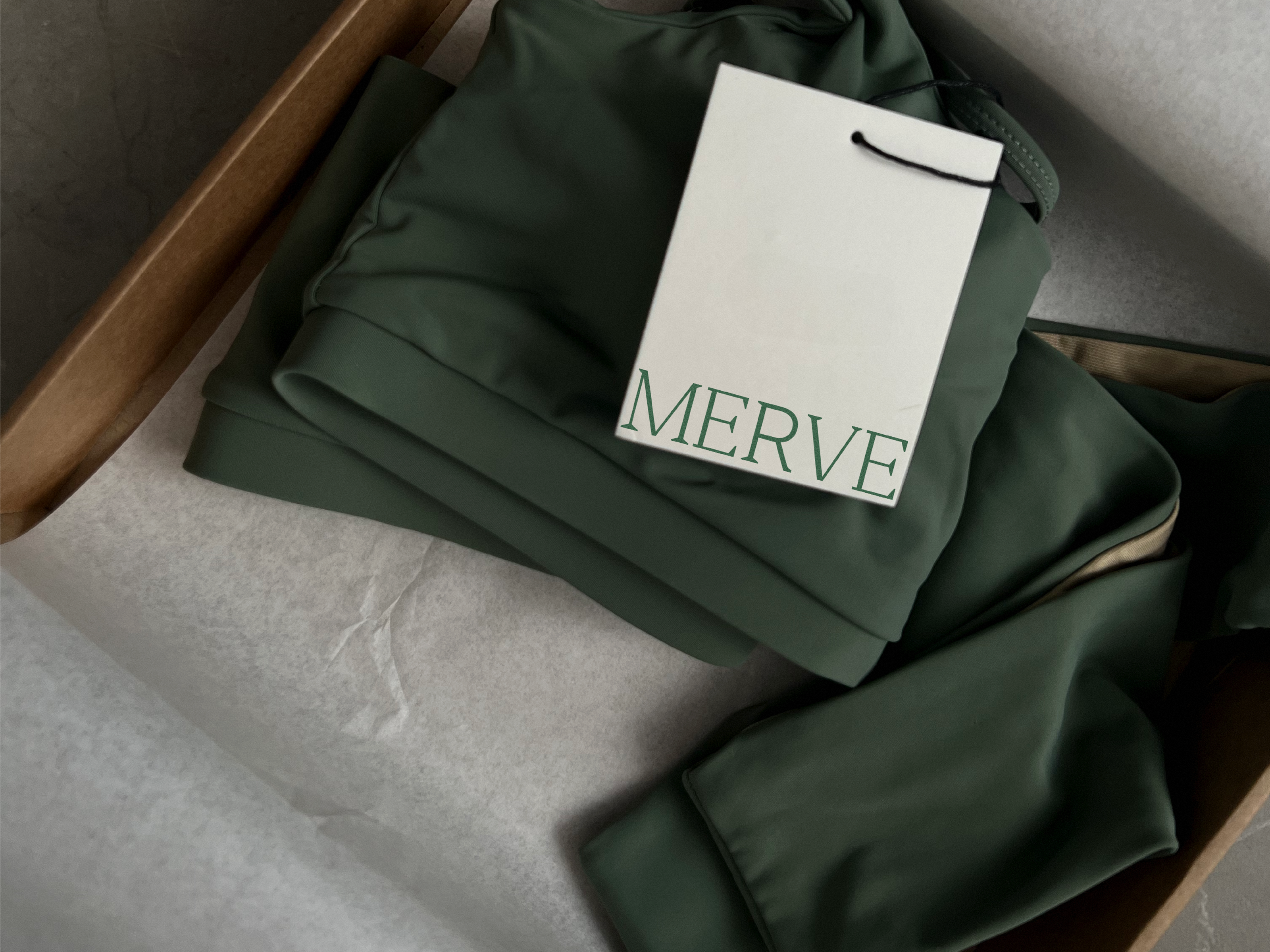 MERVE | BRAND IDENTITY — Изображение №10 — Брендинг на Dprofile