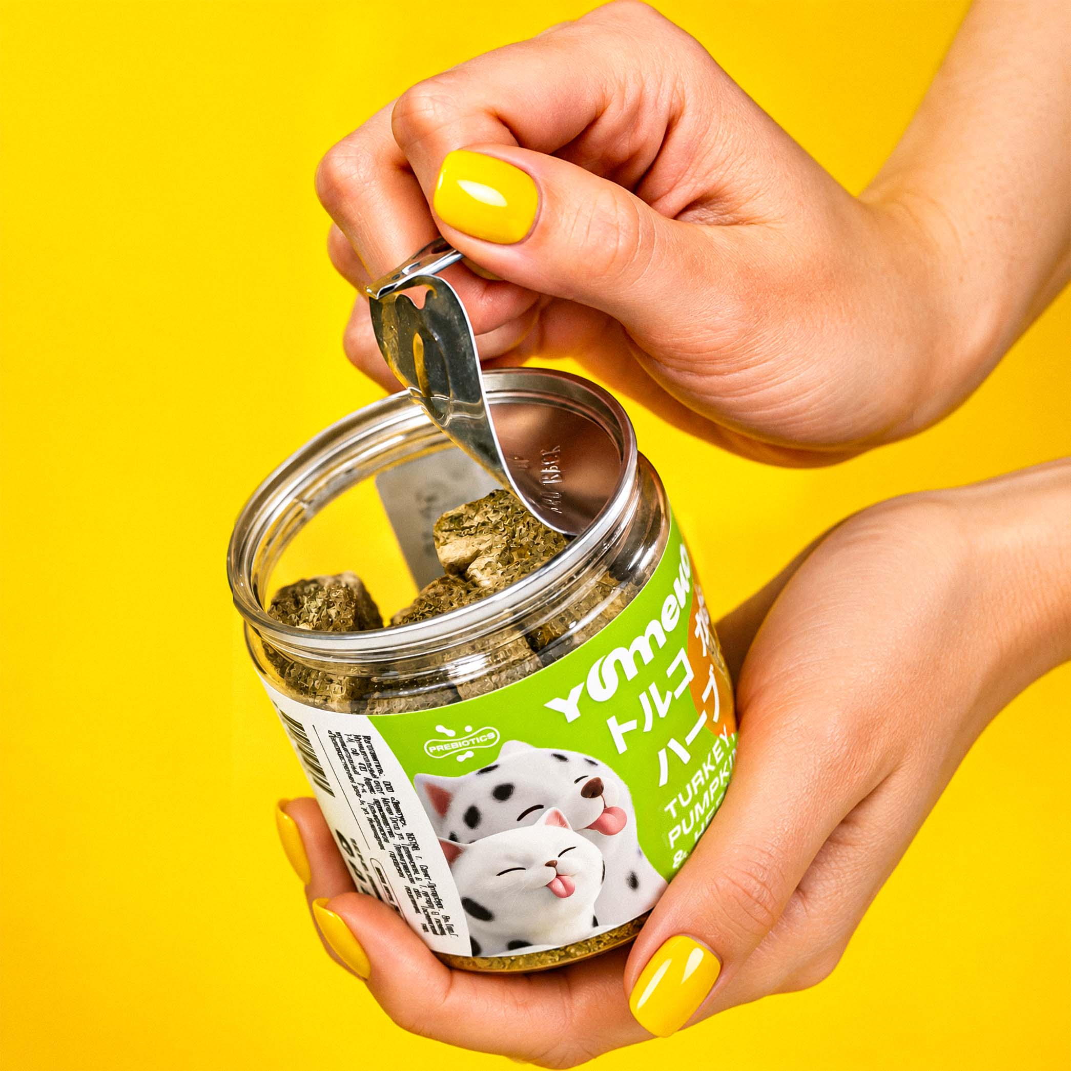 YUMEKO — Freeze-Dried Treats Brand Identity & Packaging — Изображение №7 — Брендинг, 3D на Dprofile