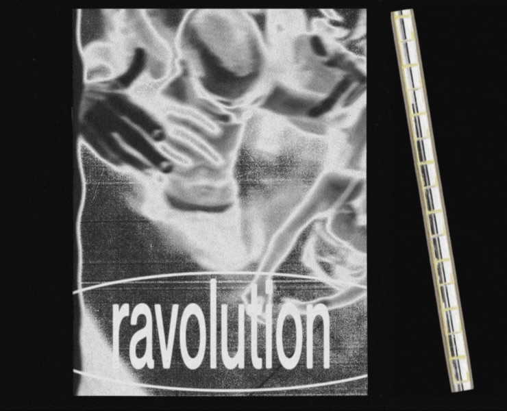 зин ravolution: exploring party places — Брендинг, Графика на Dprofile