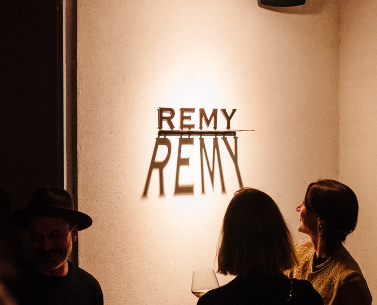 REMY / Brand identity / Aperitif bar на Dprofile