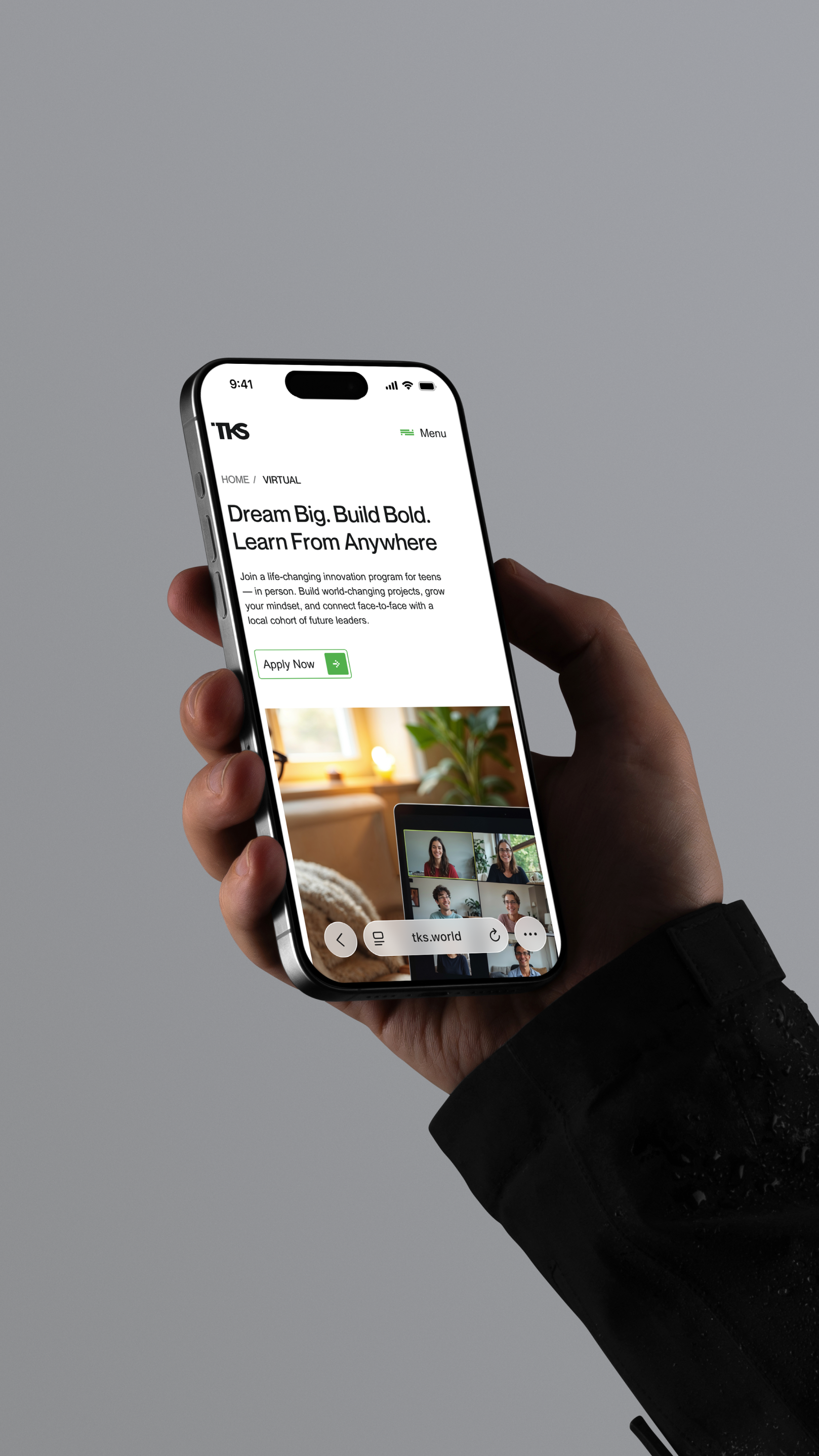 История специалиста Izum.Digital